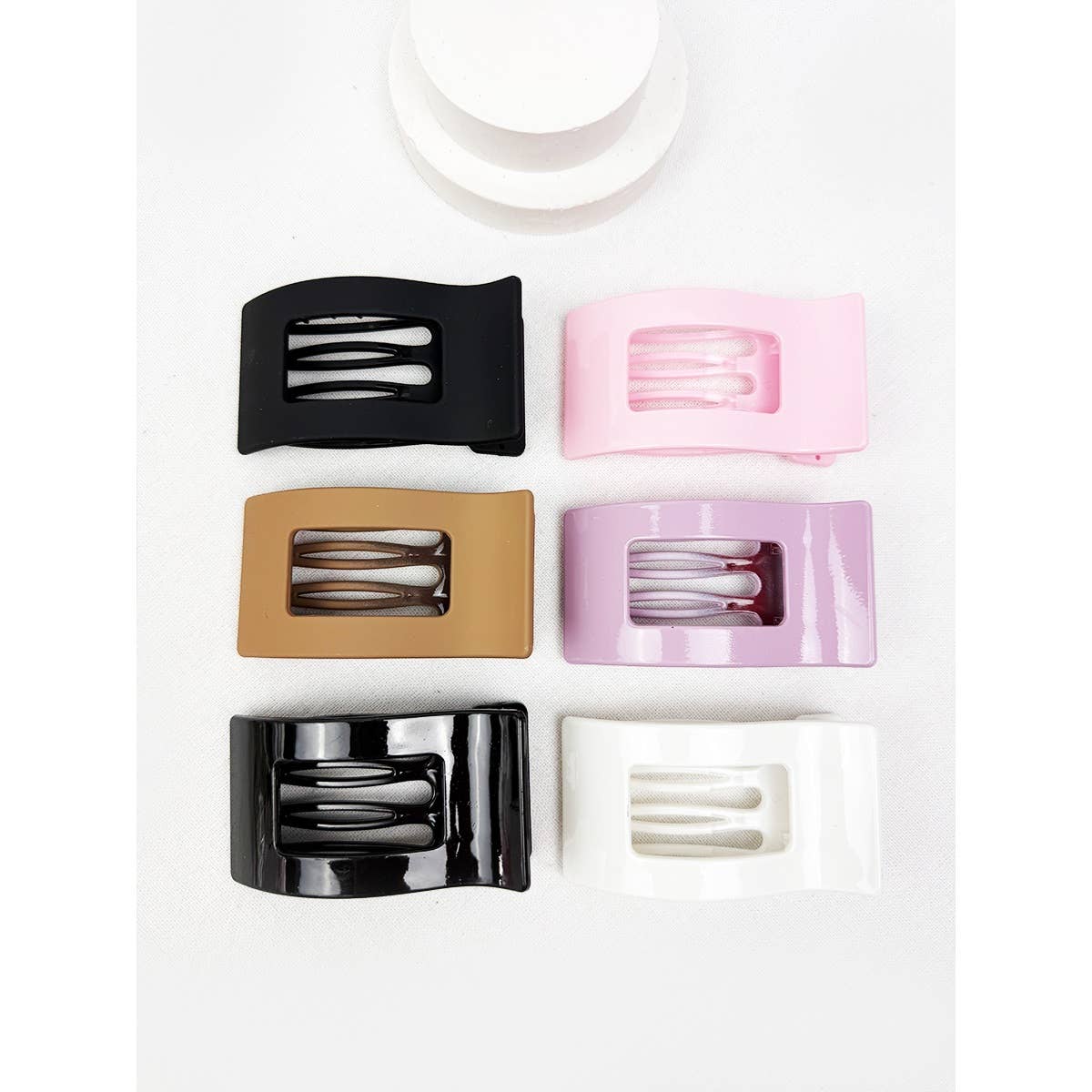 Must Have Tones of Glossy Flat Hair Claw