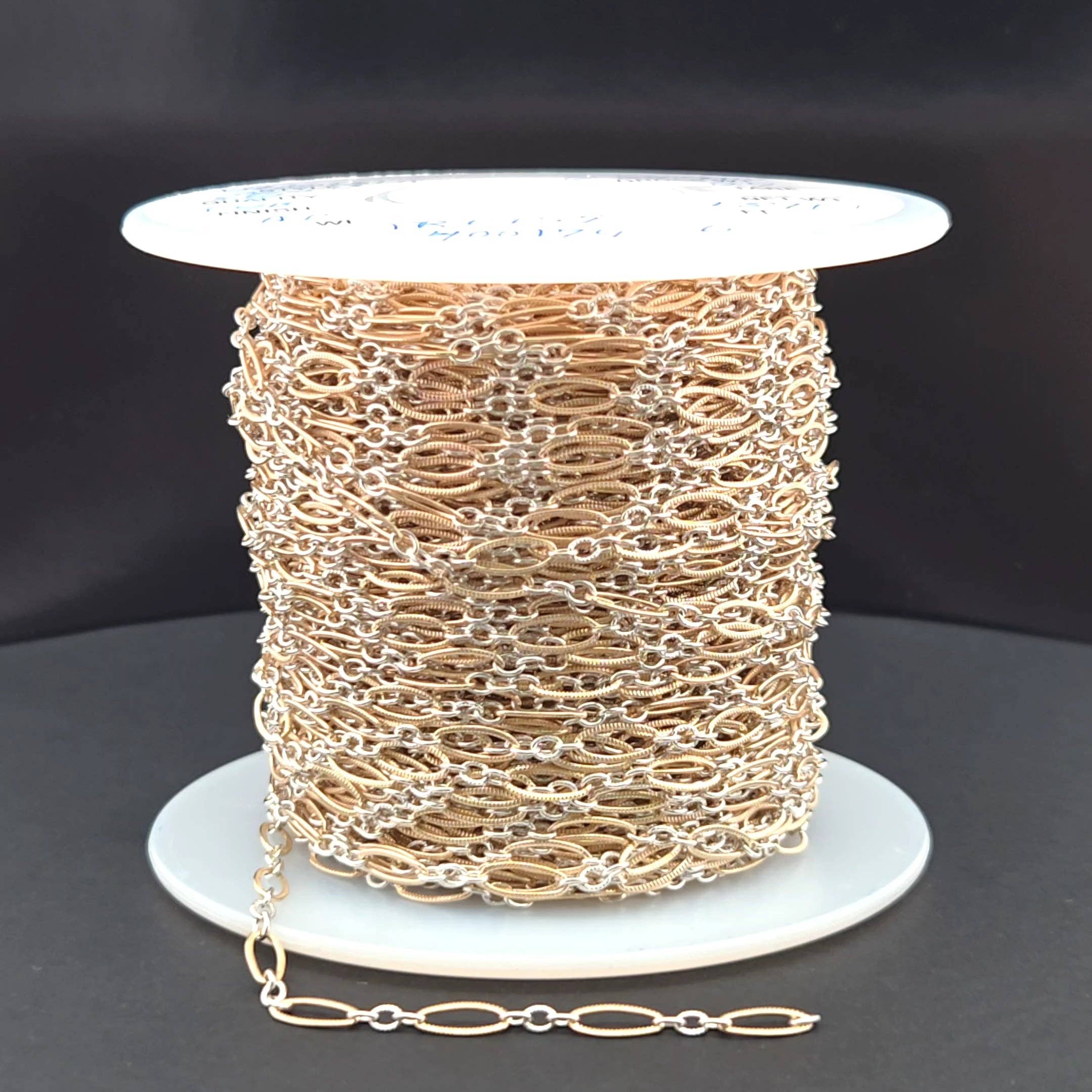 XM2131KTT. Two Tone Oval and Round Textured Links Chain