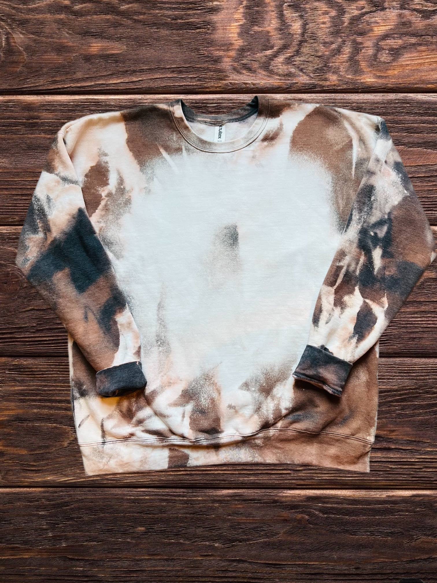 Bleached cowhide sweatshirt / T shirt