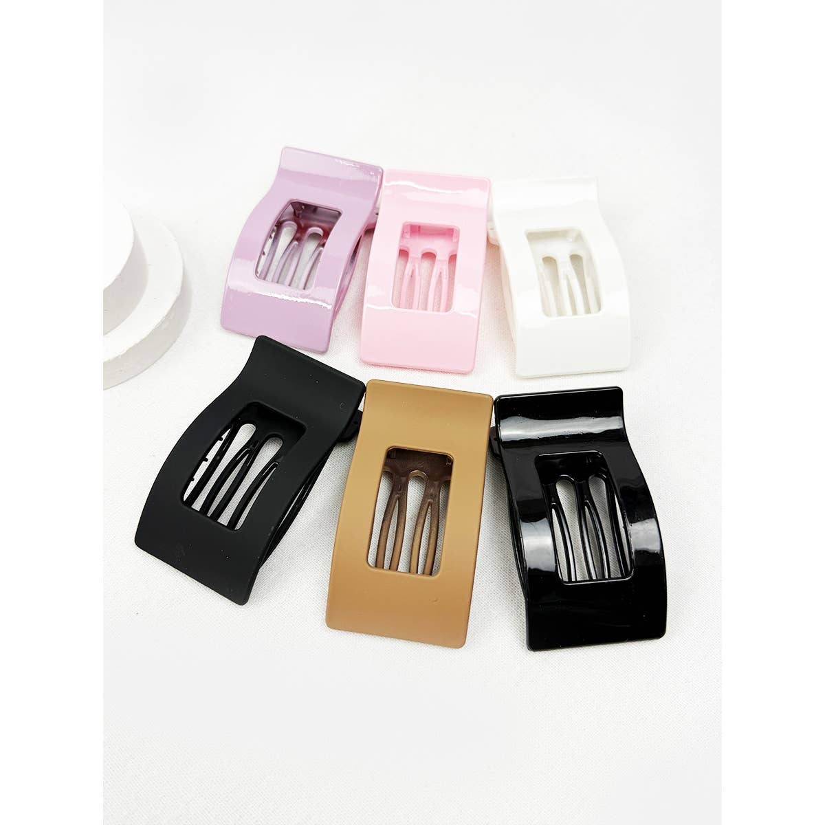 Must Have Tones of Glossy Flat Hair Claw