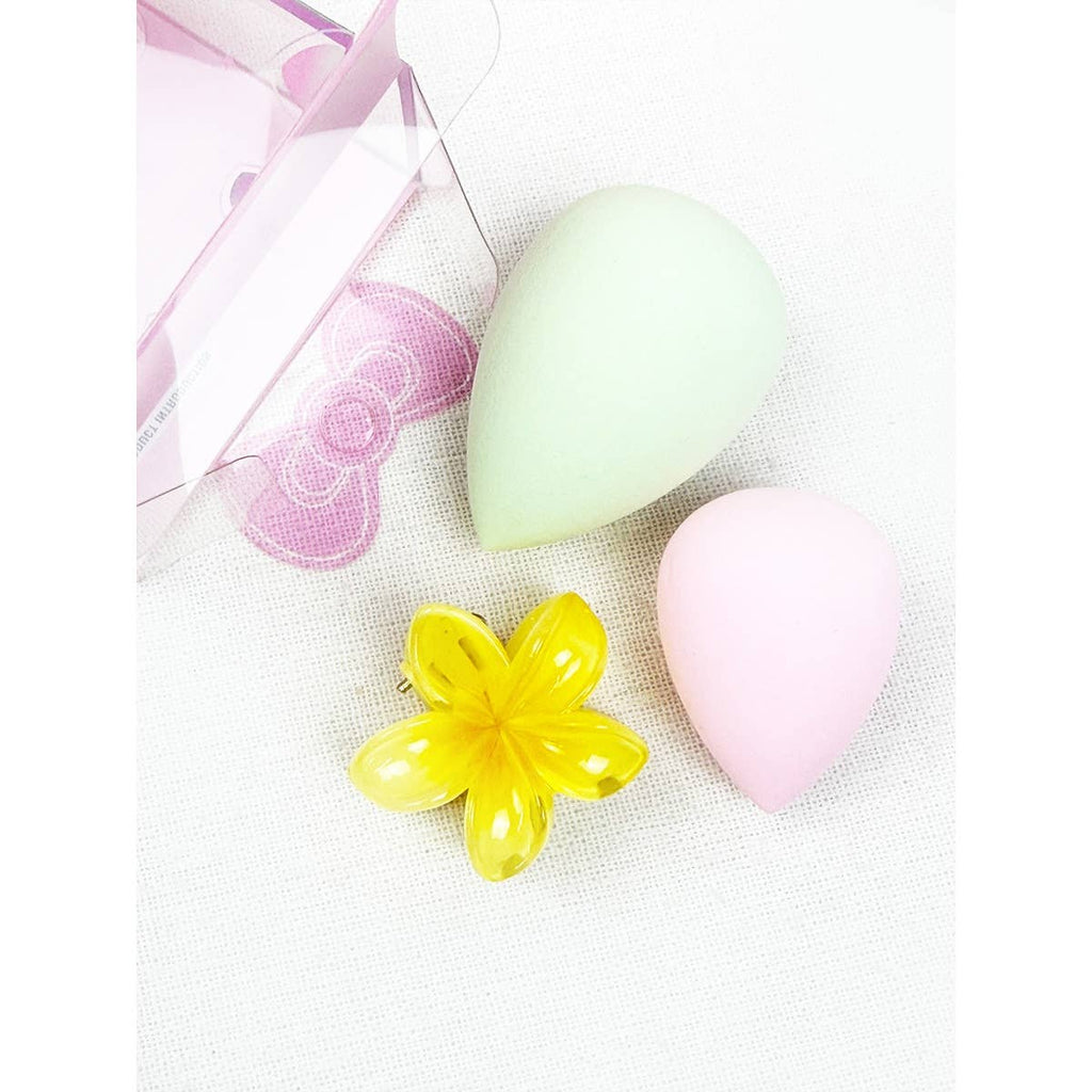 Blending Sponge Set with Cute Flower Hair Claw Clip